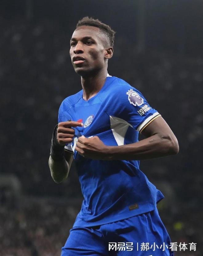 德罗巴在曼联比赛中战术调整，连败引发热议！的简单介绍壹号娱乐